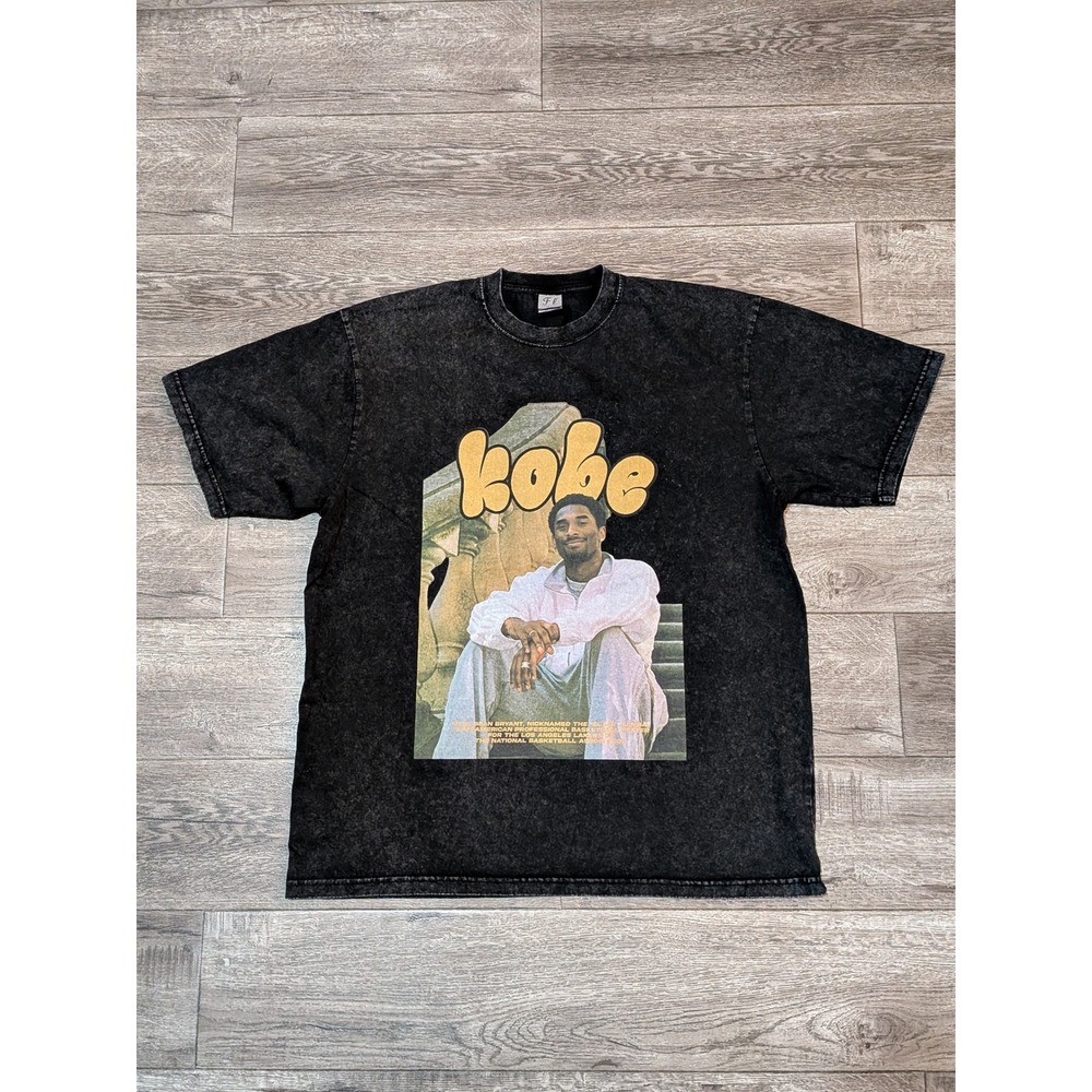Kobe Bryant Graphic T-Shirt Mens Large Black Acid Wash FL-T2600 Mamba